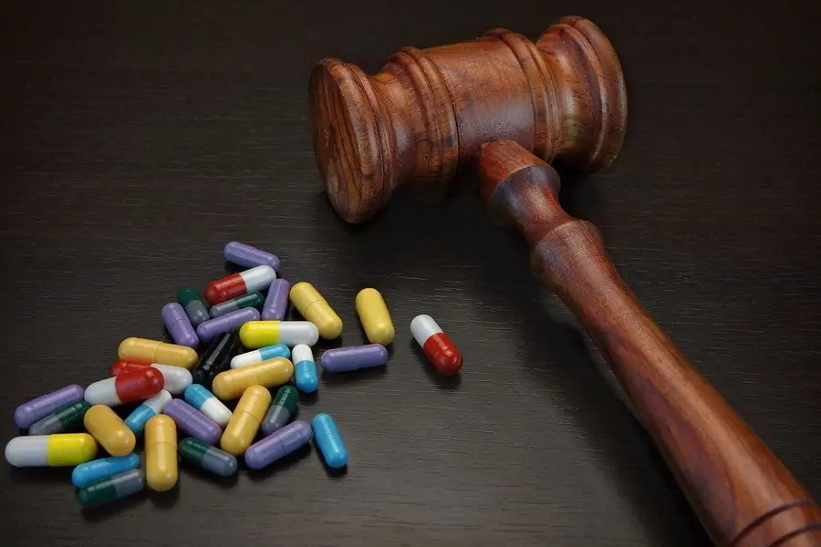 Gavel and defective medicines