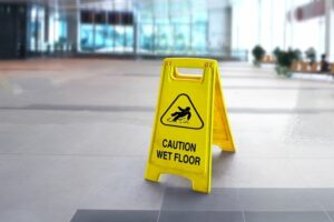 Signs You May Have a Slip and Fall Case